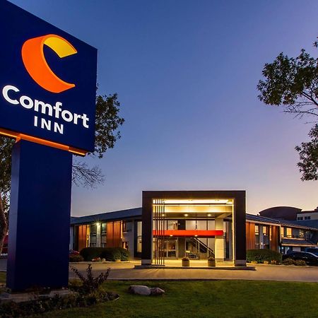 Comfort Inn Airport Winnipeg Exteriör bild