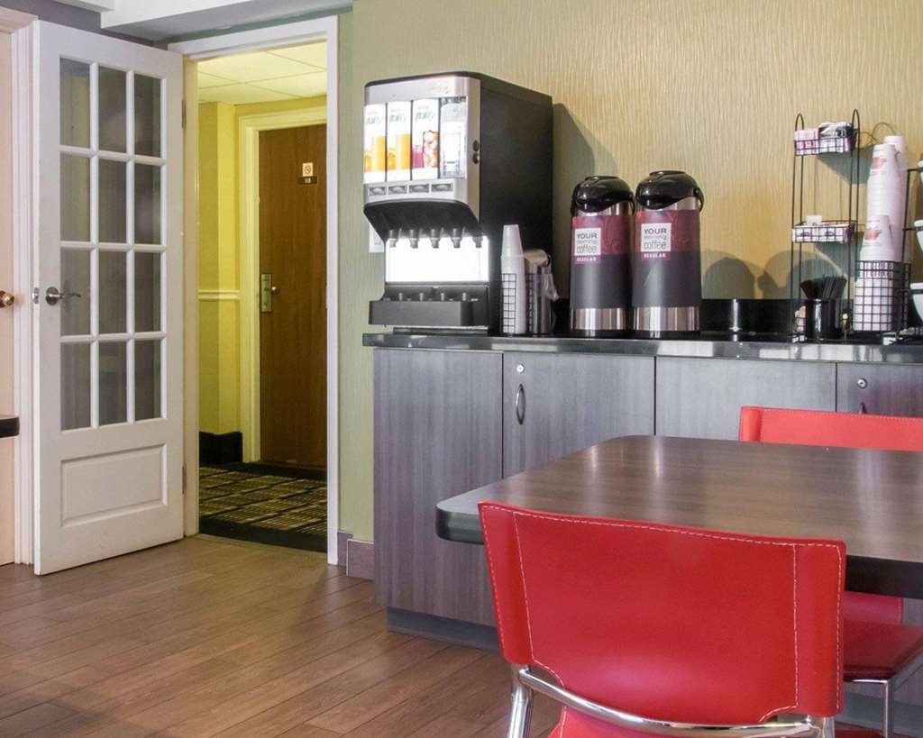 Comfort Inn Airport Winnipeg Restaurang bild